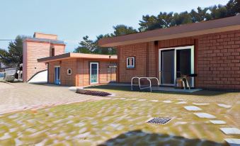 Tobang Red Clay Pension