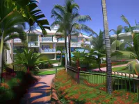 Cairns Beach Resort Hotels in Holloways Beach