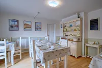 Regency Guest House - 4-Star