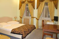 Park Hotel Aristokrat Hotels in 