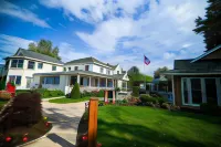 The Lakehouse Inn Geneva