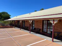 Philadelphia Motor Inn - Motels