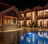 Sea Queen Beach Resort & Spa - Beach