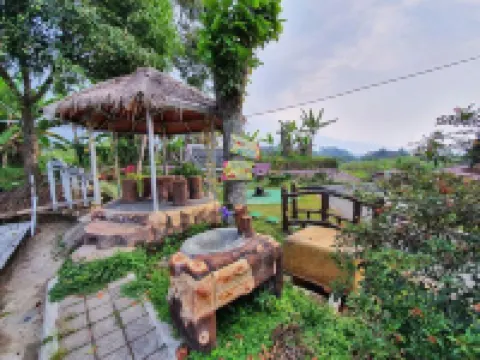 VIlla Agape Gunung Bakti Hotels in 