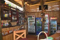 Jinja Backpackers - Baarit