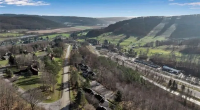 SPACIOUS TOWNHOME, GREAT SLOPE VIEWS - PERFECT FOR YOUR OUTDOOR GETAWAY!