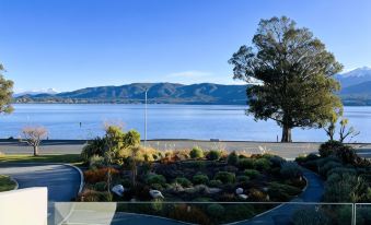 Fiordland Lakeview Motel and Apartments