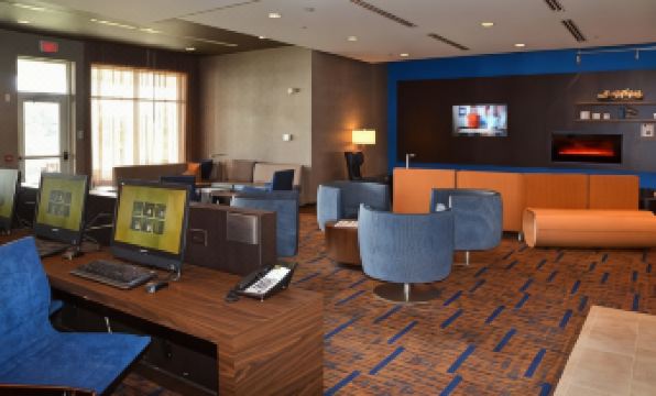 Courtyard Youngstown Canfield