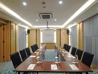 Front One Boutique Hotel Taman Anggrek Hotels near Wisma 77