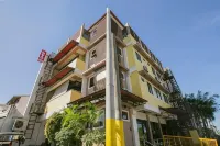 Rjat Guesthouse Hotels near Centro Mall