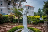 All Seasons Boutique Hotel