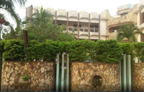 Hotel DK Hôtels à : Ouidah