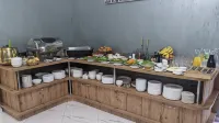 Dadiani Inn - breakfast