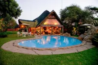 Ditholo Game Lodge Bela Bela - Pools
