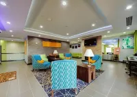 Comfort Inn & Suites Tulsa I-44 West - Rt 66 Hotels in Sapulpa