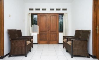 Villa Handayani Songgoriti RedPartner