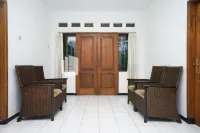 Villa Handayani Songgoriti RedPartner Hotel a Ngantang