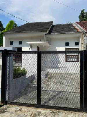 Panda Homestay Deluxe 2Br Tasikmalaya Hotel dekat Alun-Alun Ciamis - Taman Rafflesia