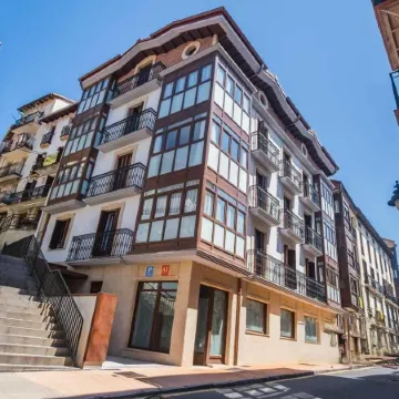 Mirotza Rooms and Apartments