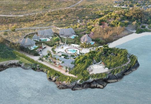 레퍼드 포인트 럭셔리 비치 리조트 & 스파