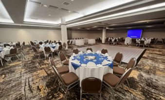 Holiday Inn Toronto-Airport East