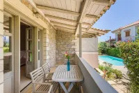 Tria Luxury Residences Hotels in Ditiki Mani