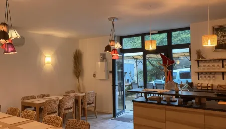 Clos de Belle Roche Отели в г. Ноле