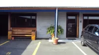 The Rocks Motel - parcheggio