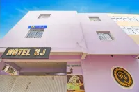 Hotel RJ Hotels near Tajmahal