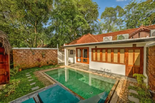 Coconut Lagoon Kumarakom- a CGH Earth Experience