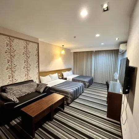 Home Full Hotel