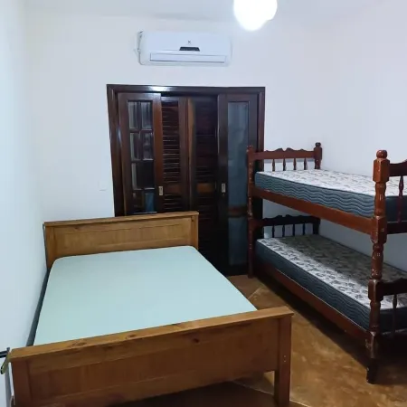 House 7 SUITES w / air 150 m from the beach - Cond. closed - Lit. N./ SP
