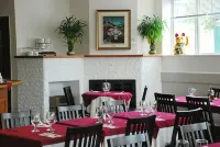Auberge du Grand Lac - breakfast