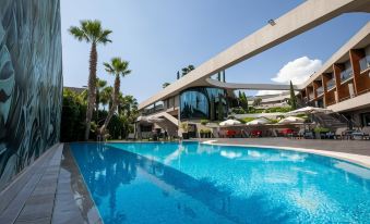 DoubleTree by Hilton Izmir Airport