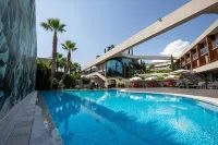 DoubleTree by Hilton Izmir Airport - Kolam Renang