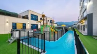 Gapyeong Tinkerbell Kids Pool Villa