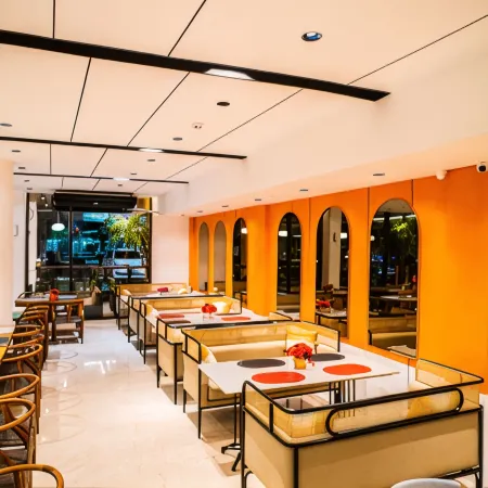 Alhambra Hotel Banda Aceh Отели в г. Банда Асех