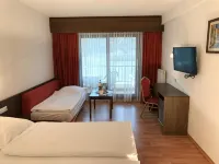 Hotel Rheinlust - parking