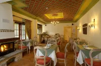 Emotions Country Resort - breakfast