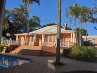 Sica's Guest House - Pensionaatit