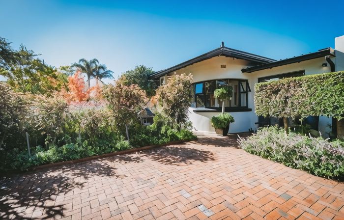 Acorn Guest House