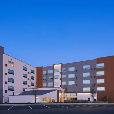 Element Spring Valley Hotel in zona Bloomberg