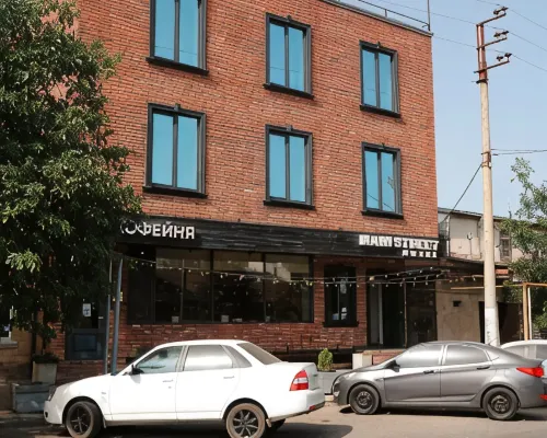 Main Street Apartments Hotels in Derbent