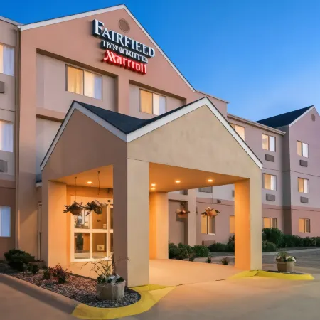 Fairfield Inn & Suites Stevens Point Отели в г. Стивенс Пойнт
