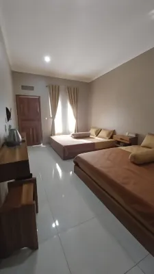 Villagio Beachfront Hotels in Cikelet