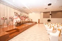 ChanNgarm Mountain View Resort จันทน์งาม เมาท์เท่นวิว รีสอร์ท Hotels in Sikhio