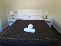 City Park Motel and Apartments