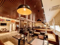 查加拉阿克塞飯店 阿克塞住宿飯店
