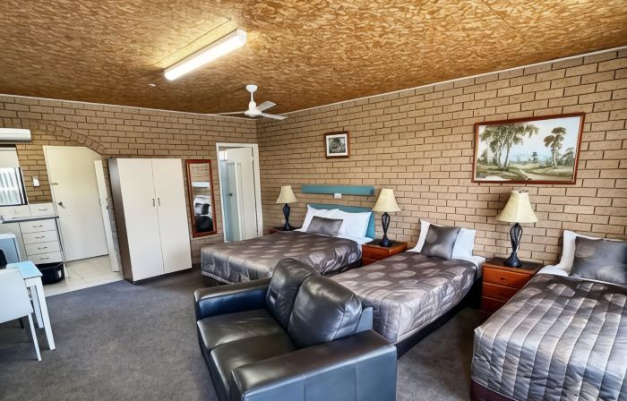 Sunrise Motel