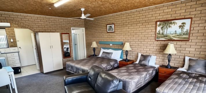 Sunrise Motel Hotels in Barooga